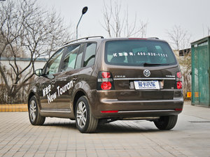 2011款1.4T 自动智臻版 5座 左后45度