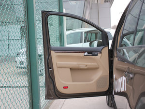 2011款1.4T 自动智臻版 5座 驾驶位车门