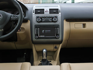 2011款1.4T 自动智臻版 5座 中控台