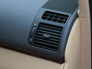 20111.4T Ԅ(dng) 5 п؅^(q)