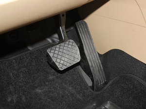 20111.4T Ԅ(dng) 5 п؅^(q)