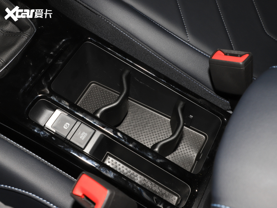 2025��;�� ���J 300TSI �J����