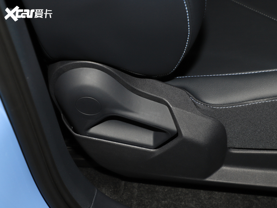 2025��;�� ���J 300TSI �J����