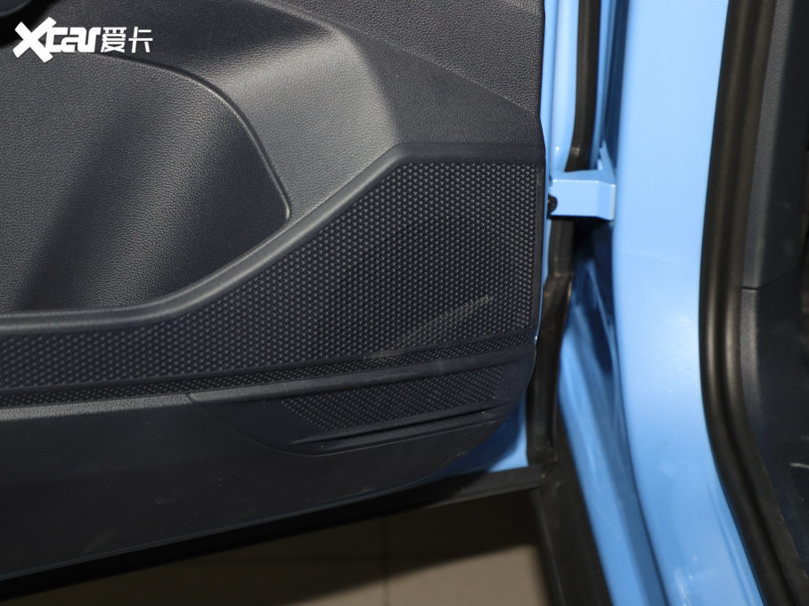 2025��;�� ���J 300TSI �J����