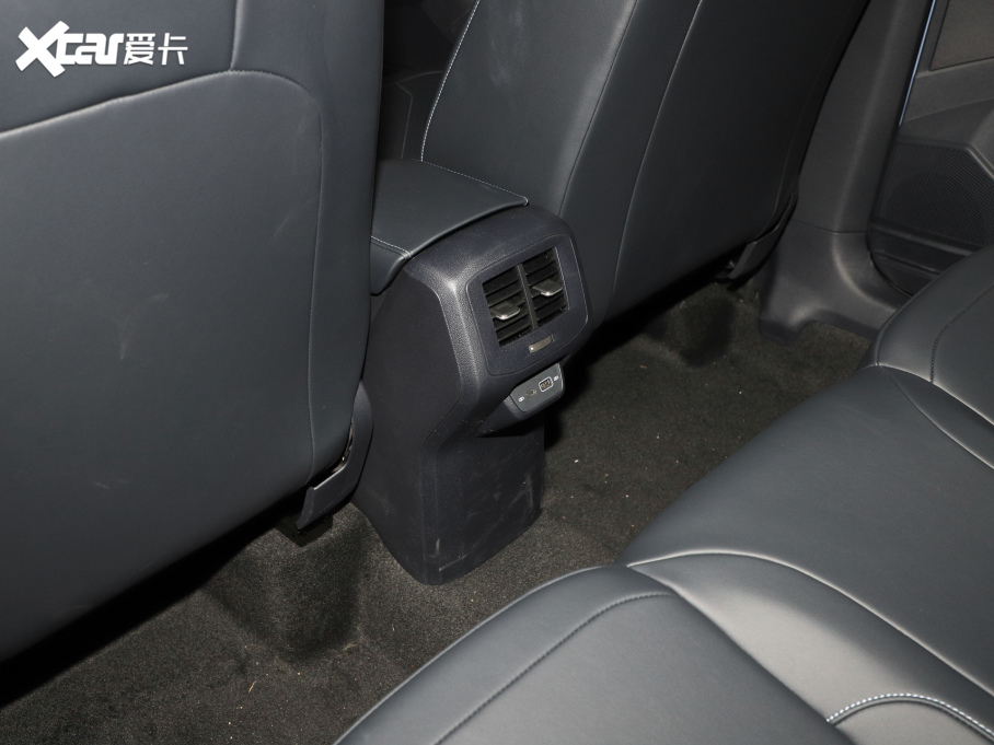 2025��;�� ���J 300TSI �J����