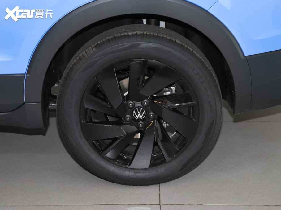 2025��;�� ���J 300TSI �J����