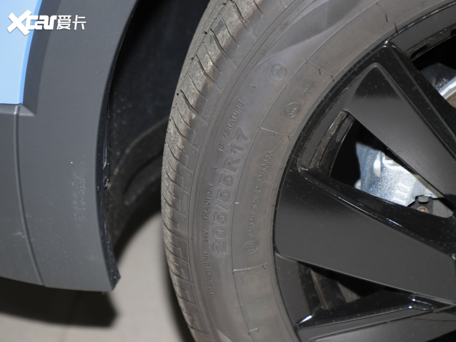 2025��;�� ���J 300TSI �J����