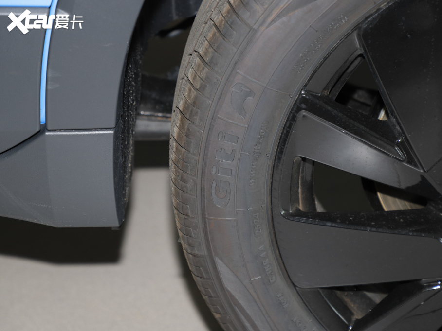 2025��;�� ���J 300TSI �J����