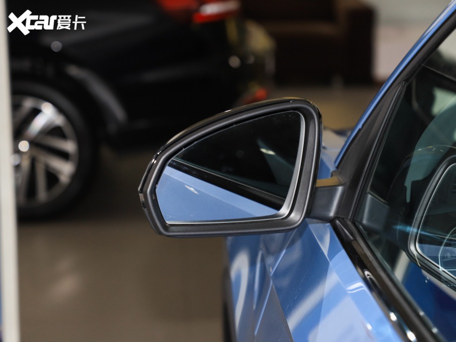 2025��;�� ���J 300TSI �J����