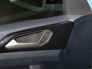 2025J 300TSI J п؅^