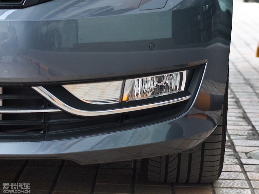 2011�����_�� 2.0TSI DSG�����