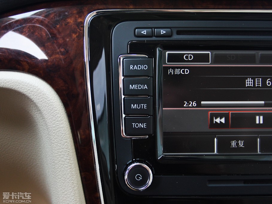 2011�����_�� 2.0TSI DSG�����