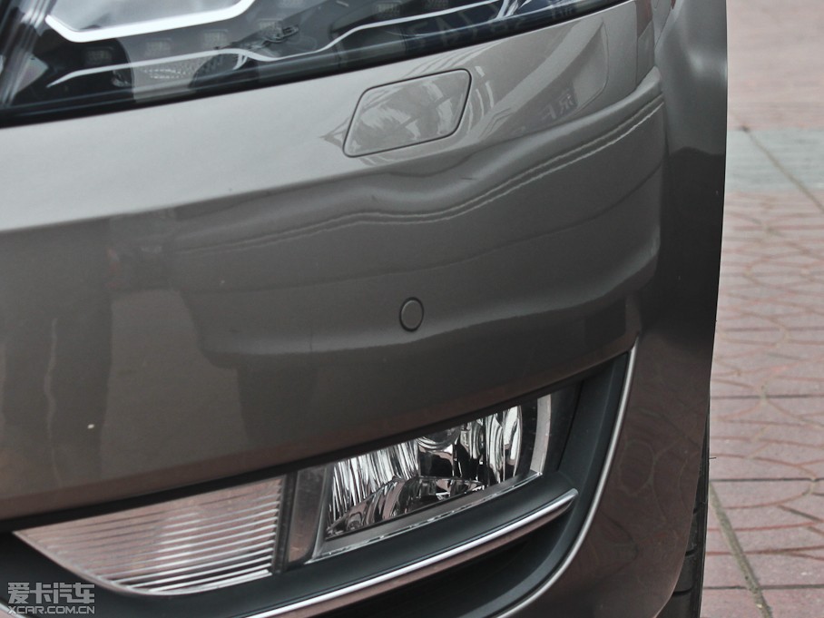 2011�����_�� 2.0TSI DSG�����