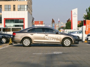 上海大眾2011款帕薩特