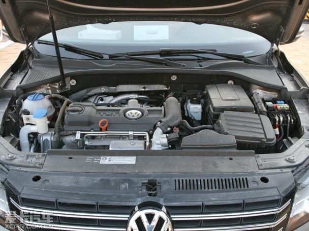 上海大眾2011款帕薩特