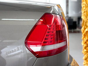 20112.0TSI DSG (x)(ji)^