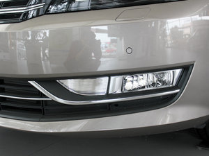 20112.0TSI DSG (ji)^