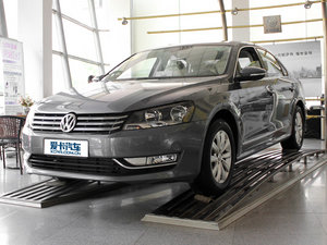 2011款1.8TSI DSG尊荣版 左前45度