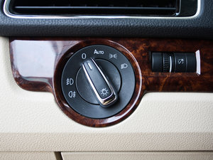 20112.0TSI DSG п؅^