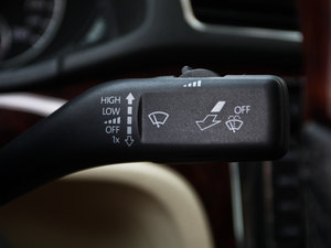 20112.0TSI DSG п؅^