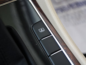 20112.0TSI DSG п؅^(q)