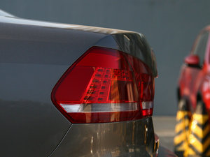 20111.4TSI DSGs (x)(ji)^