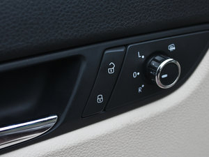 20112.0TSI DSG п؅^