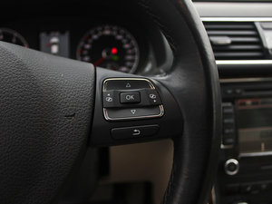 20112.0TSI DSG п؅^