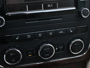 20112.0TSI DSG п؅^