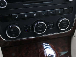 20112.0TSI DSG п؅^