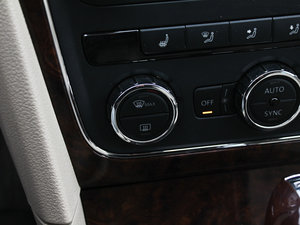 20112.0TSI DSG п؅^