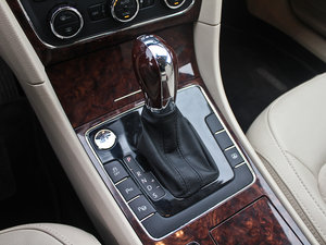 20112.0TSI DSG п؅^