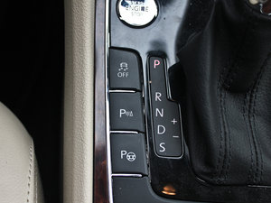 20112.0TSI DSG п؅^