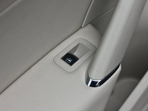 20112.0TSI DSG п؅^