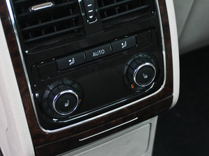 20112.0TSI DSG п؅^