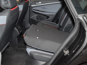 2025款凌渡L 280TSI DSG炫辣版 空间座椅