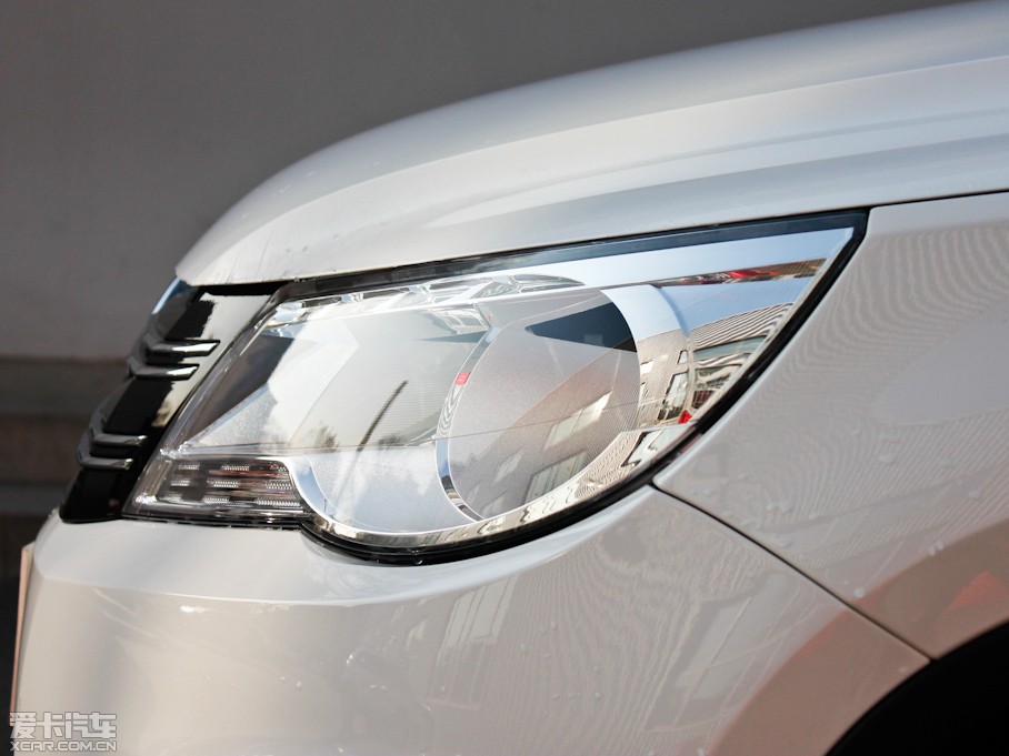 2010;^ 2.0TSI ԄݼӢ