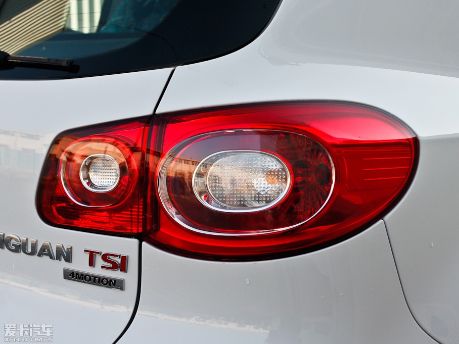 2010;^ 2.0TSI ԄݼӢ