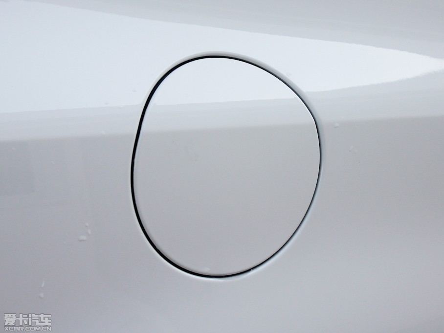 2010;^ 2.0TSI ԄݼӢ