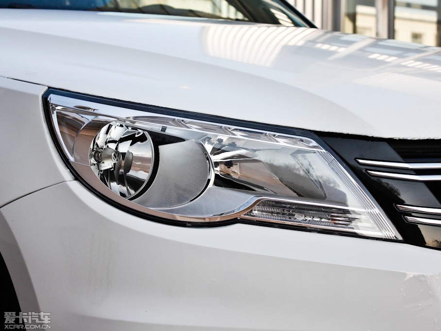 2010;^ 2.0TSI ԄݼӢ