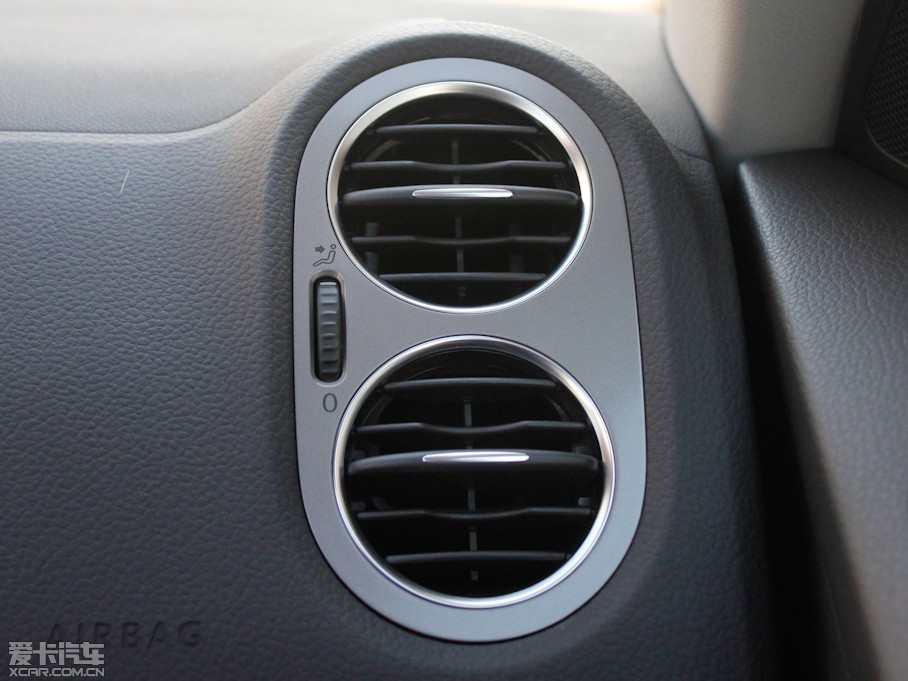 2010;^ 2.0TSI ԄݼӢ