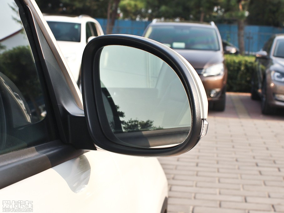 2012��;�^ 1.8TSI �քӃ���M����