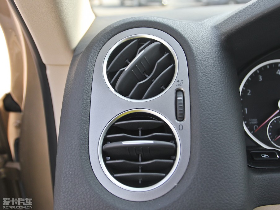 2012;^ 2.0TSI Ԅ(dng)(q)Ş