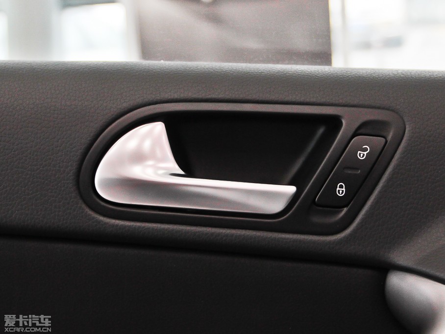 2012��;�^ 1.8TSI �ԄӃ��ݼӢ��