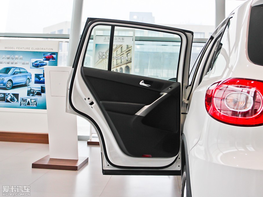 2012;^ 1.8TSI ԄӃݼӢ