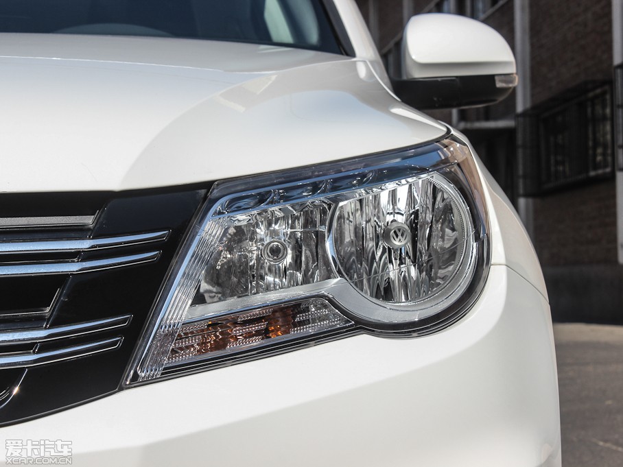 2012;^ 1.8TSI ԄݼӢ