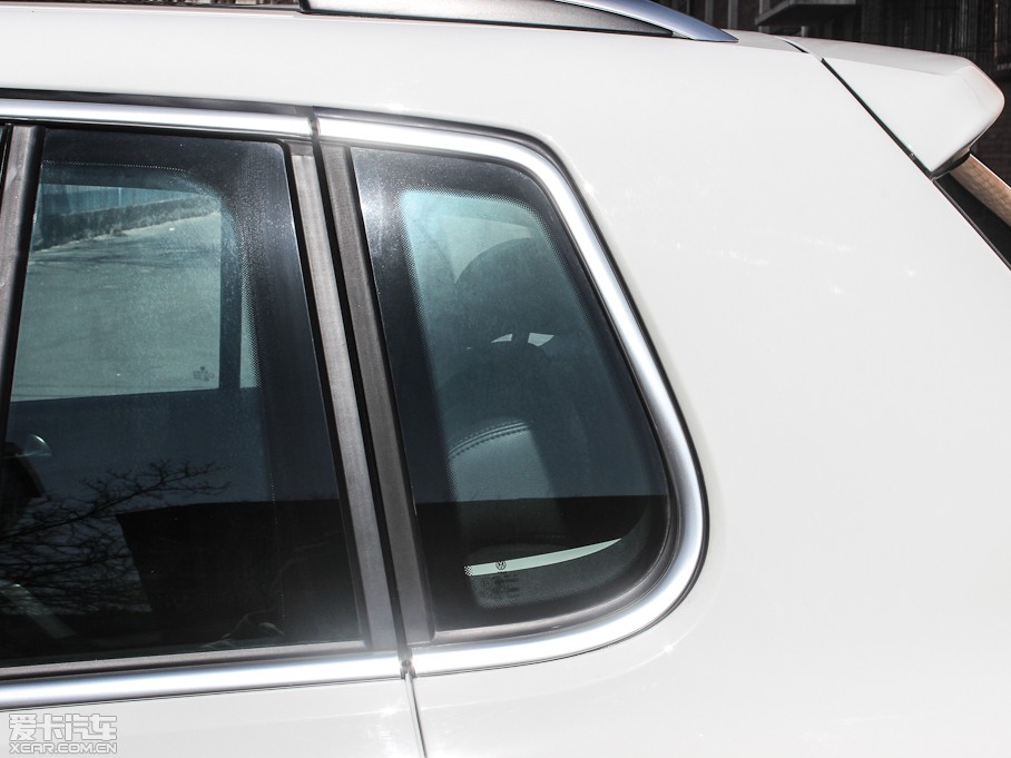 2012;^ 1.8TSI ԄݼӢ