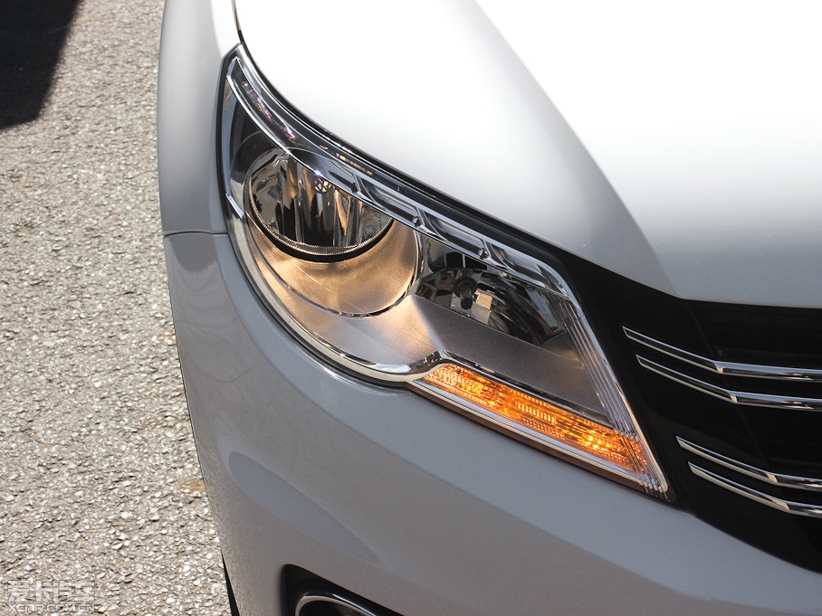 2012;^ 1.8TSI ԄݼӢ