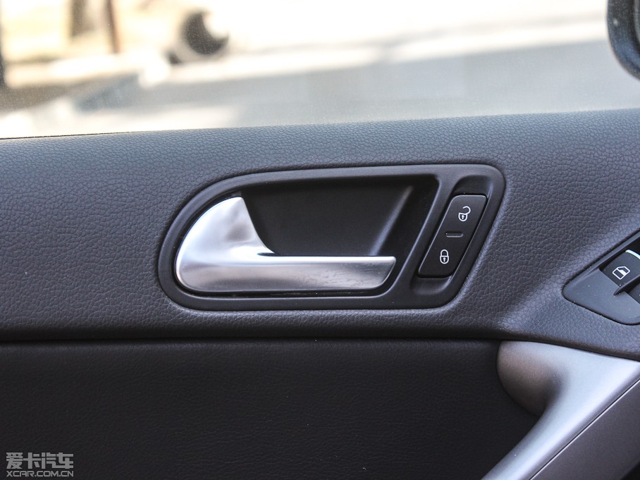 2012;^ 1.8TSI ԄݼӢ