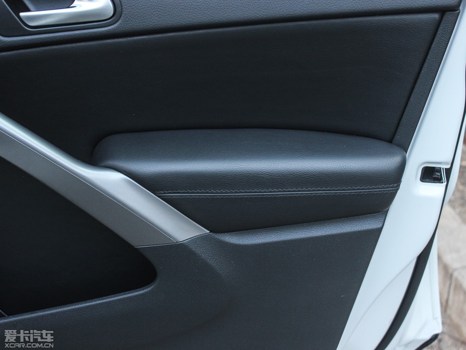 2012;^ 1.8TSI ԄݼӢ